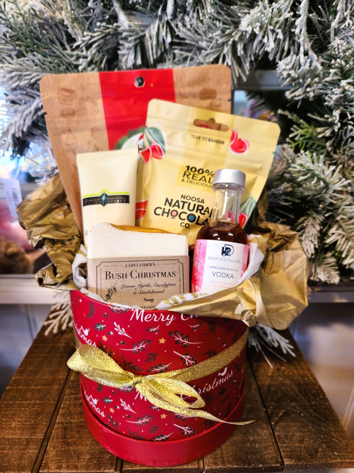 'Tis the Season to Spoil Her' Hamper